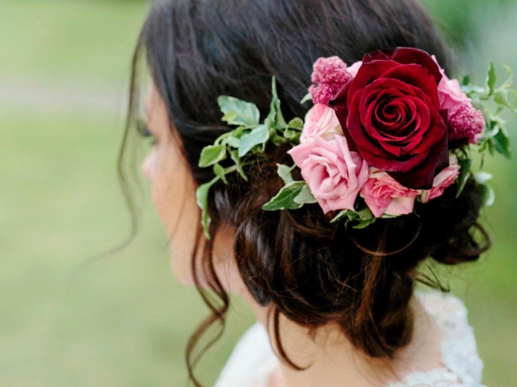 Our How to Guide to Making a Floral Hair Comb Interflora