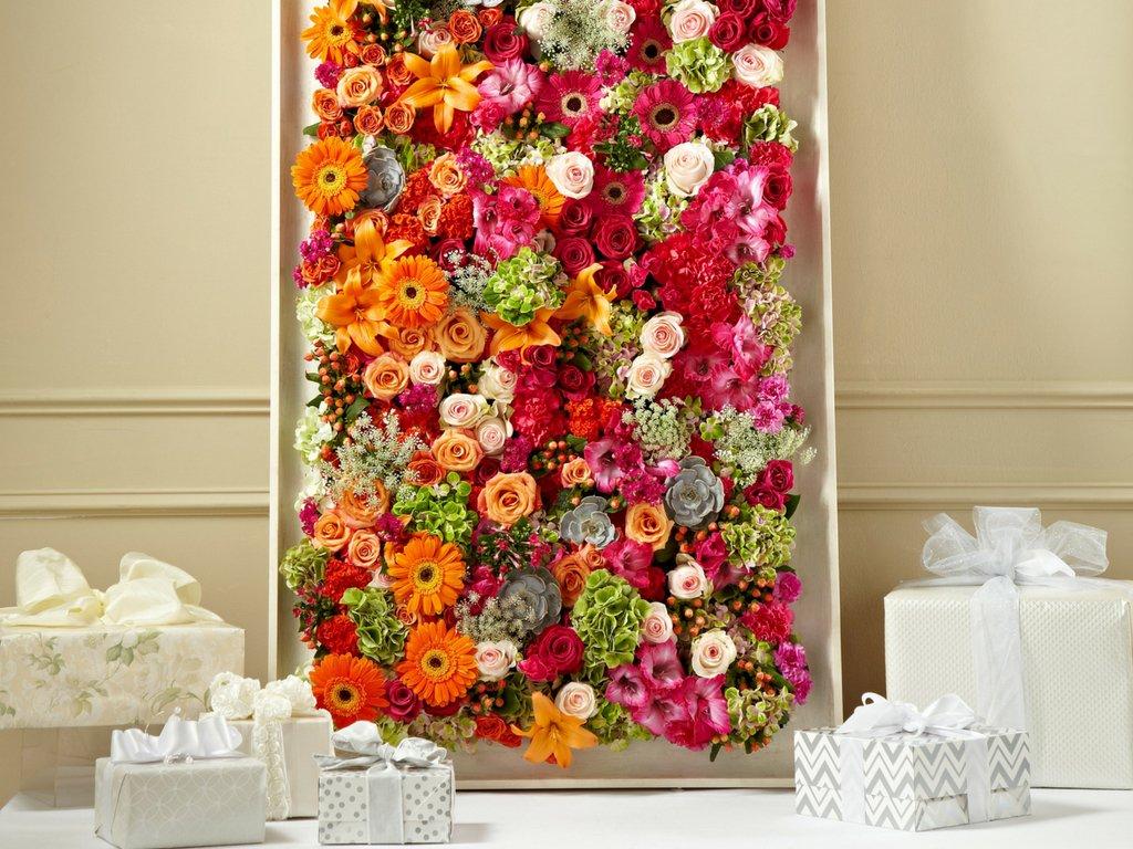 wedding-flower-wall-bright-flowers